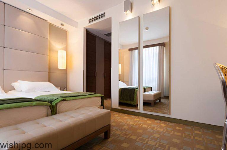 Decorating With Mirrors: Benefits Of Using Mirrors In Bedroom Design Decorating With Mirrors Benefits Of Using Mirrors In Bedroom Design